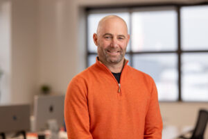 dan zelson headshot
